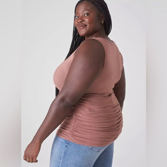 Lane Bryant mauve fitted ruched side top size 22/24 - Picture 2 of 9